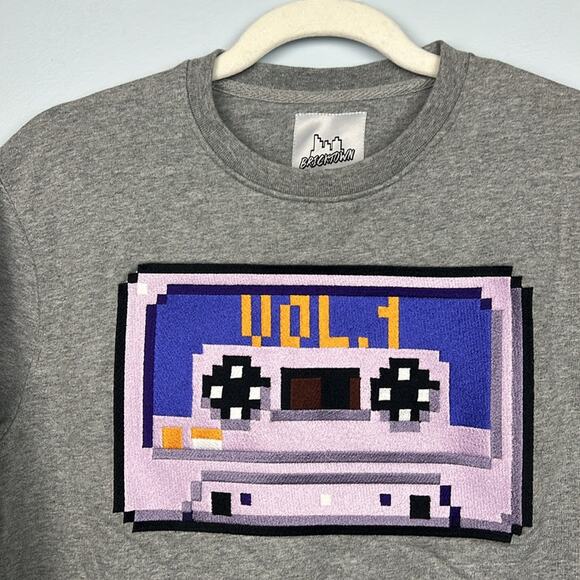 Bricktown Paris XS crewneck pullover cassette tape pixelated sweatshirt - Picture 2 of 8